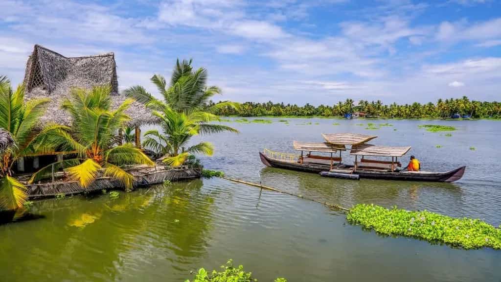Curating Unforgettable Memories through a Kerala Family Holiday from Delhi