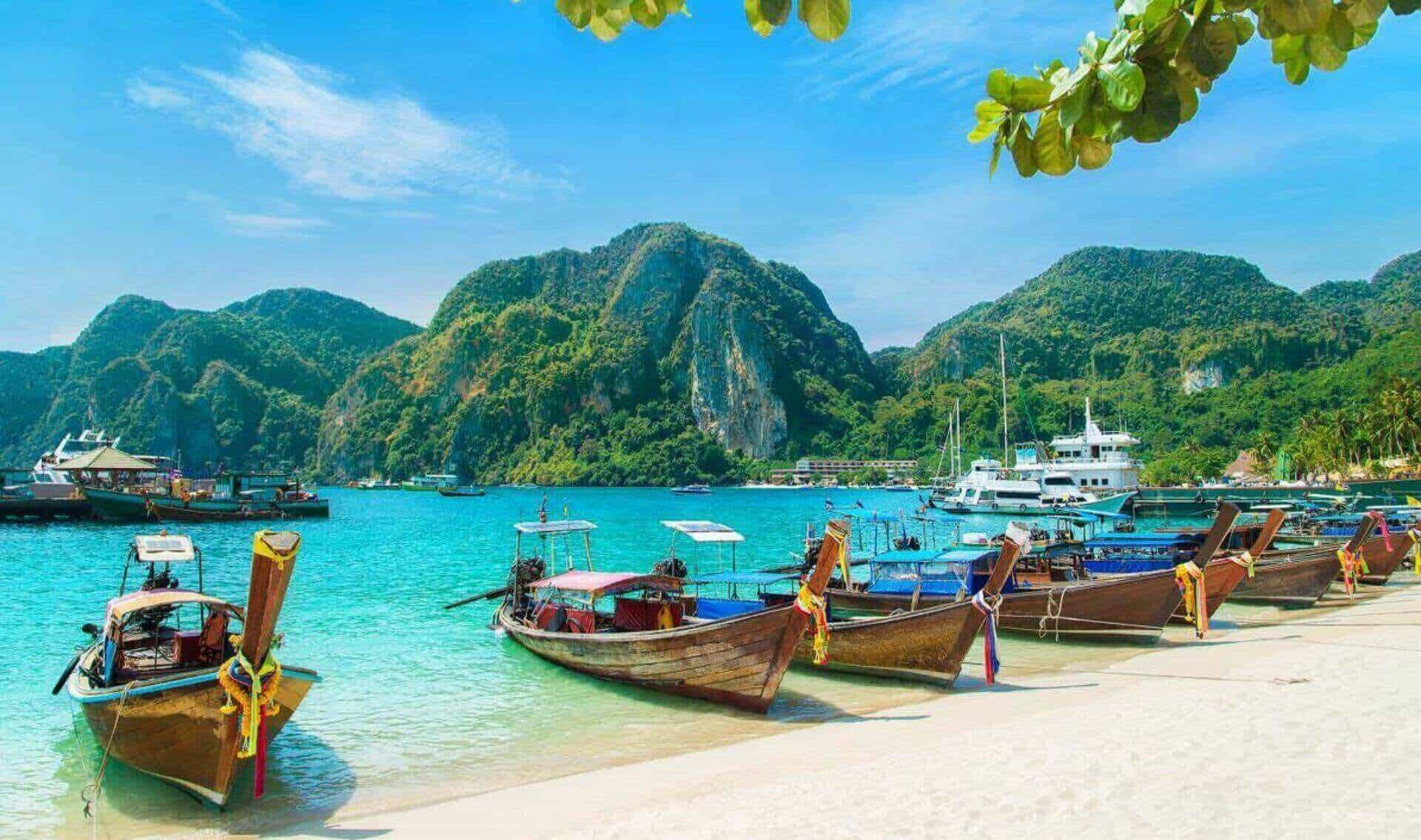 Steal a Romantic Escape with Andaman Nicobar Package for Couple from Gujarat
