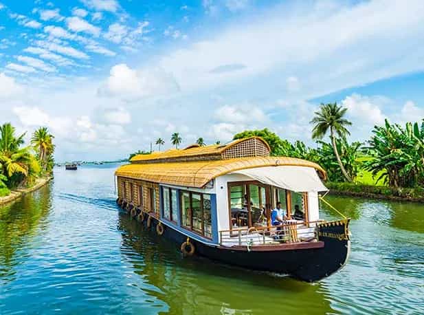 Kerala Tour Packages from Gujarat That Bring You Closer to Nature